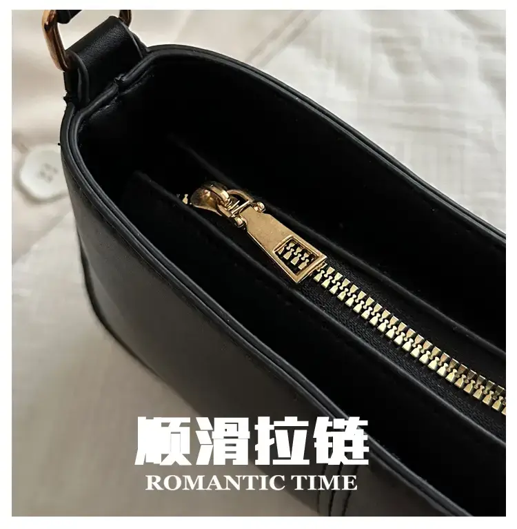 Black Shoulder Bag for Women, Large Capacity, Casual Western Style — feature 5