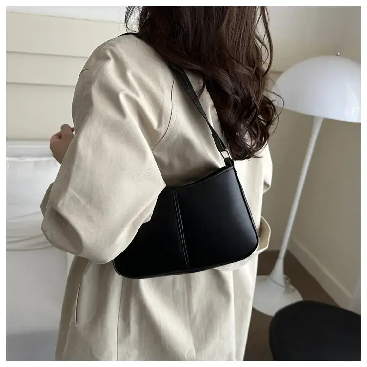 Black Shoulder Bag for Women, Large Capacity, Casual Western Style — feature 9