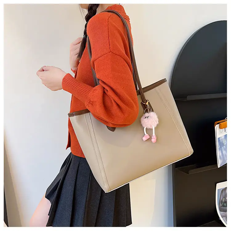 Korean Style Textured Shoulder Bag Beige 2023 — feature 14