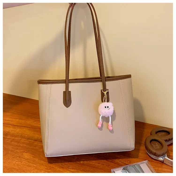 Korean Style Textured Shoulder Bag Beige 2023 — feature 24