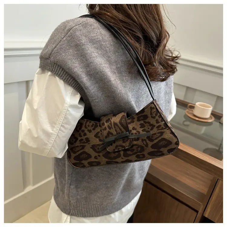 Korean Style Bow Bag for Girls Brown Shoulder Commuter — feature 15