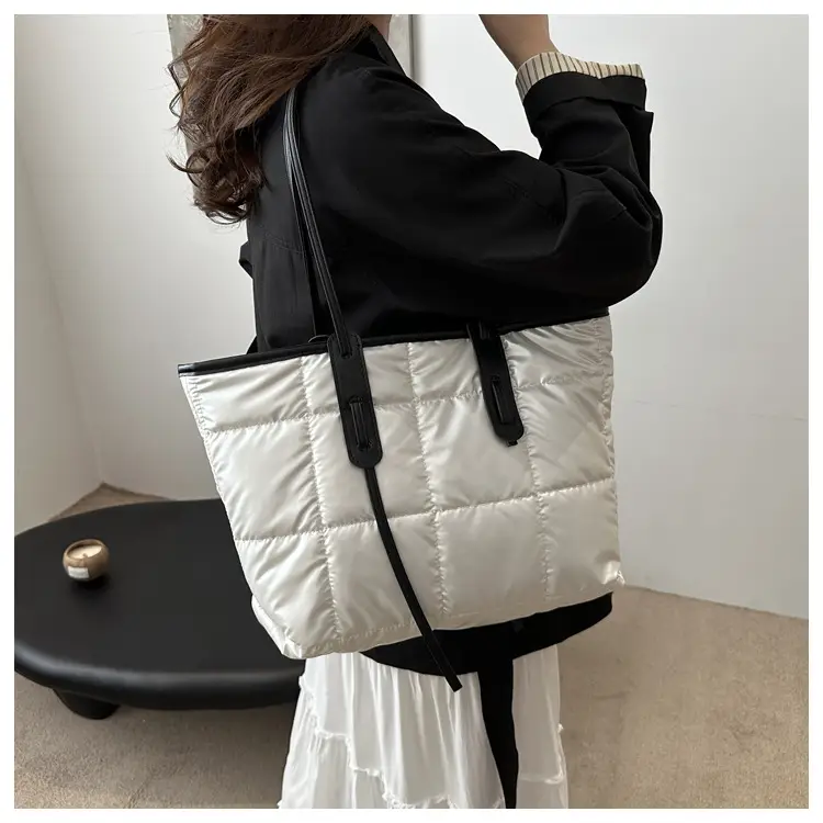 Black Cotton Padded Shoulder Bag Large Capacity - Image 6
