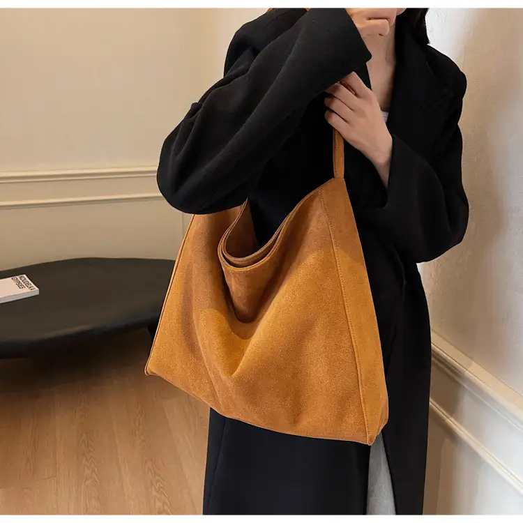 Black Large Capacity Commuter Tote Bag — feature 14