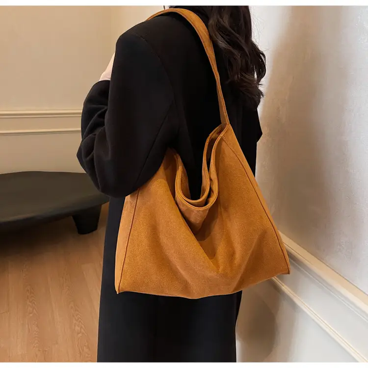 Black Large Capacity Commuter Tote Bag — feature 15
