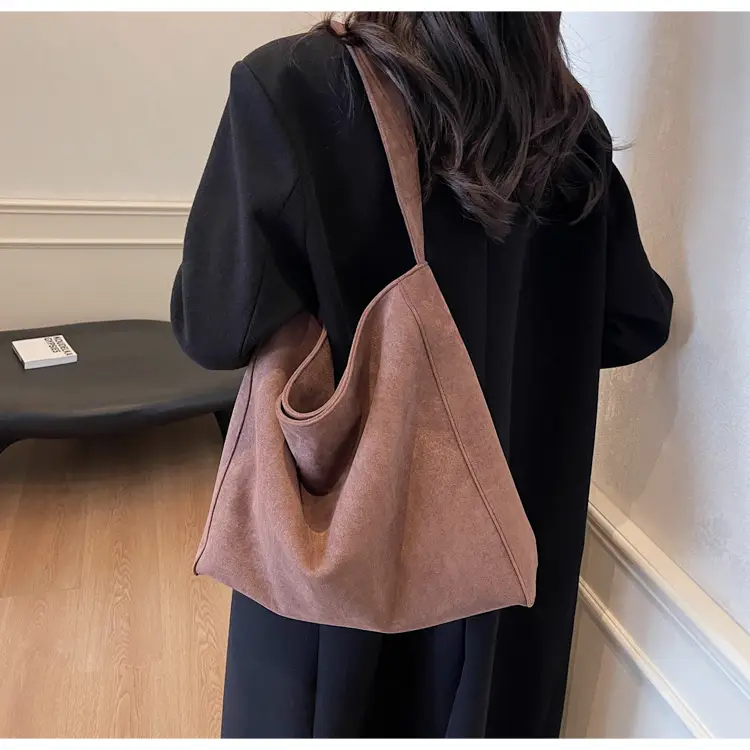 Black Large Capacity Commuter Tote Bag — feature 18