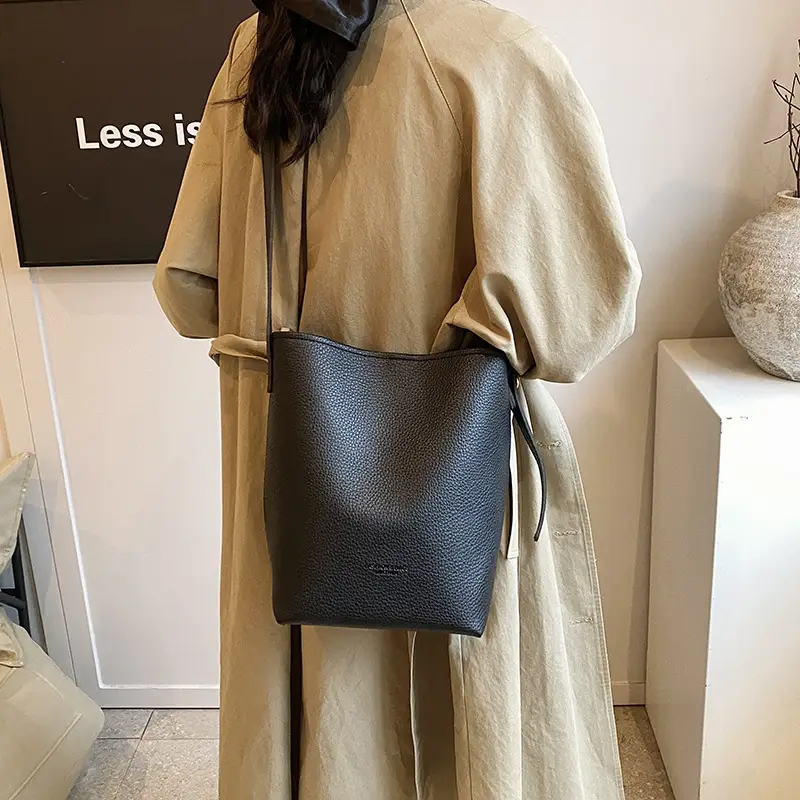 2025 Women's Soft Leather Bucket Bag Single Shoulder Crossbody Set - Image 7