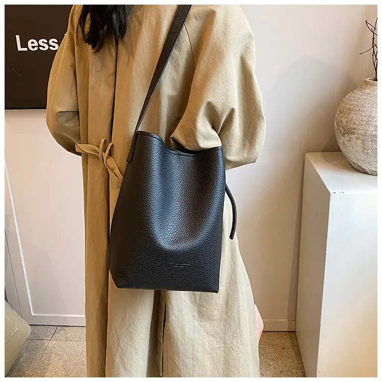 2025 Women's Soft Leather Bucket Bag Single Shoulder Crossbody Set — feature 14