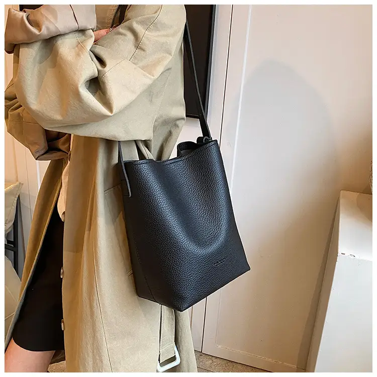 2025 Women's Soft Leather Bucket Bag Single Shoulder Crossbody Set — feature 17