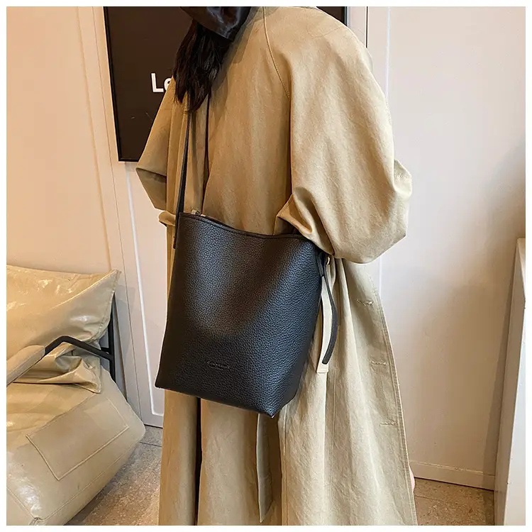 2025 Women's Soft Leather Bucket Bag Single Shoulder Crossbody Set — feature 18