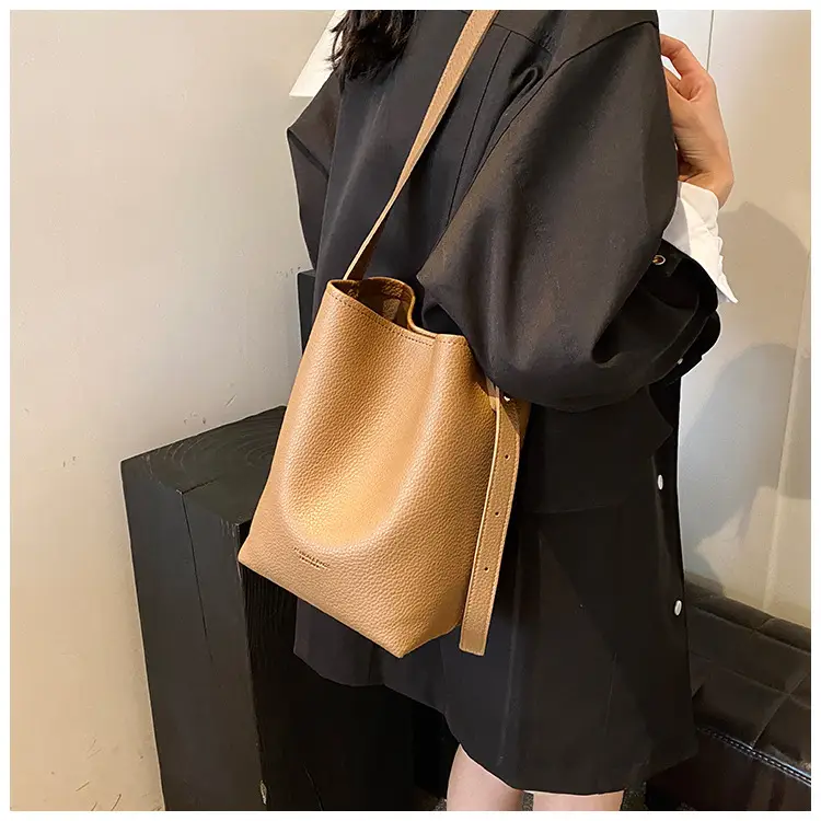 2025 Women's Soft Leather Bucket Bag Single Shoulder Crossbody Set — feature 24
