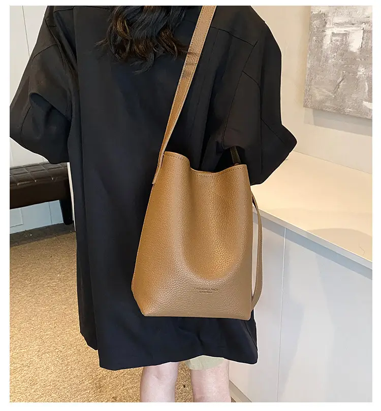 2025 Women's Soft Leather Bucket Bag Single Shoulder Crossbody Set — feature 3