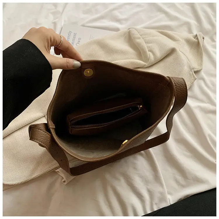 2025 Women's Soft Leather Bucket Bag Single Shoulder Crossbody Set — feature 38