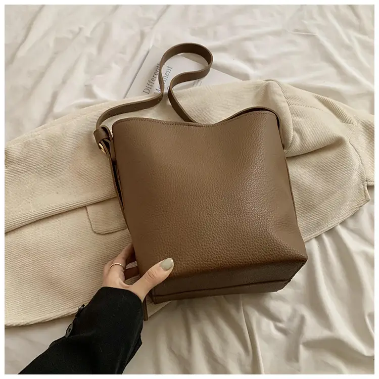 2025 Women's Soft Leather Bucket Bag Single Shoulder Crossbody Set — feature 40