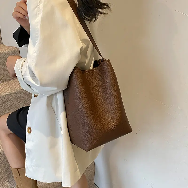 2025 Women's Soft Leather Bucket Bag Single Shoulder Crossbody Set - Image 3