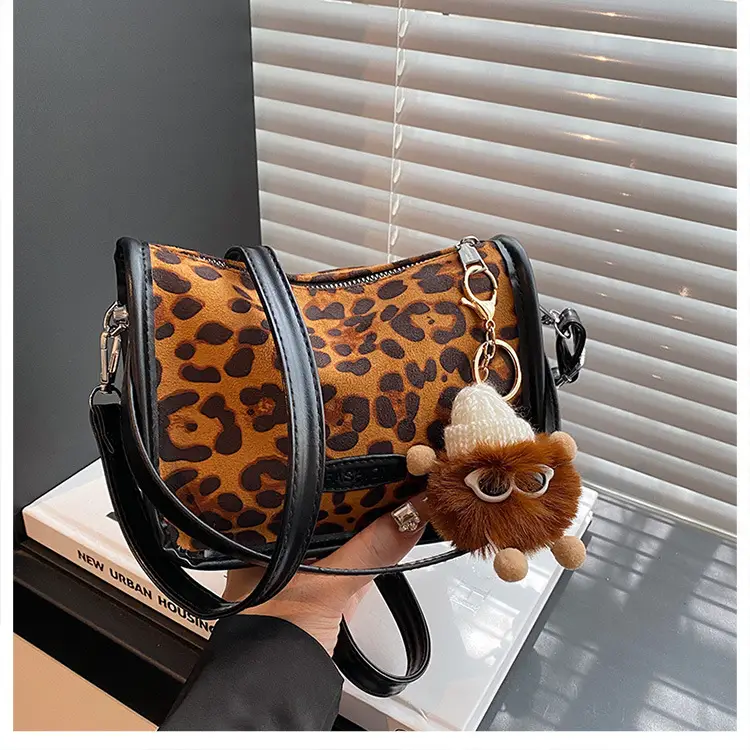 Crossbody Bag Women New High-end Retro Maillard Color — feature 32