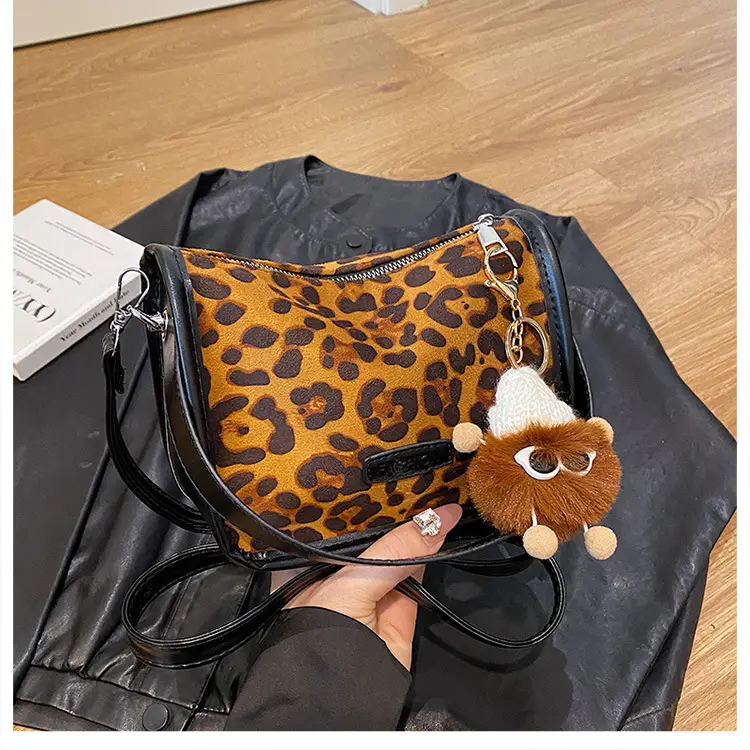 Crossbody Bag Women New High-end Retro Maillard Color — feature 36