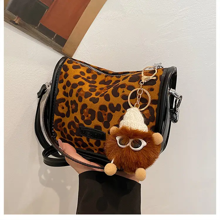Crossbody Bag Women New High-end Retro Maillard Color — feature 41