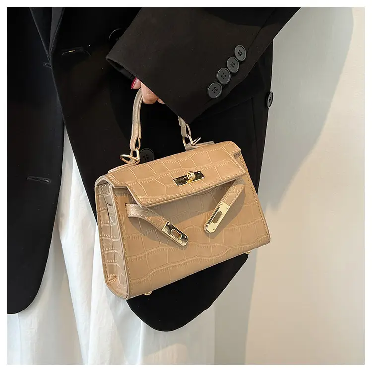 White Croc Leather Shoulder Bag for Women 2024 — feature 17