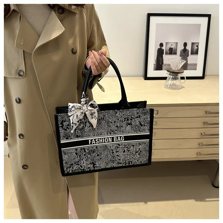 Women's Silk Bow Tote Bag Large Capacity 2024 — feature 9