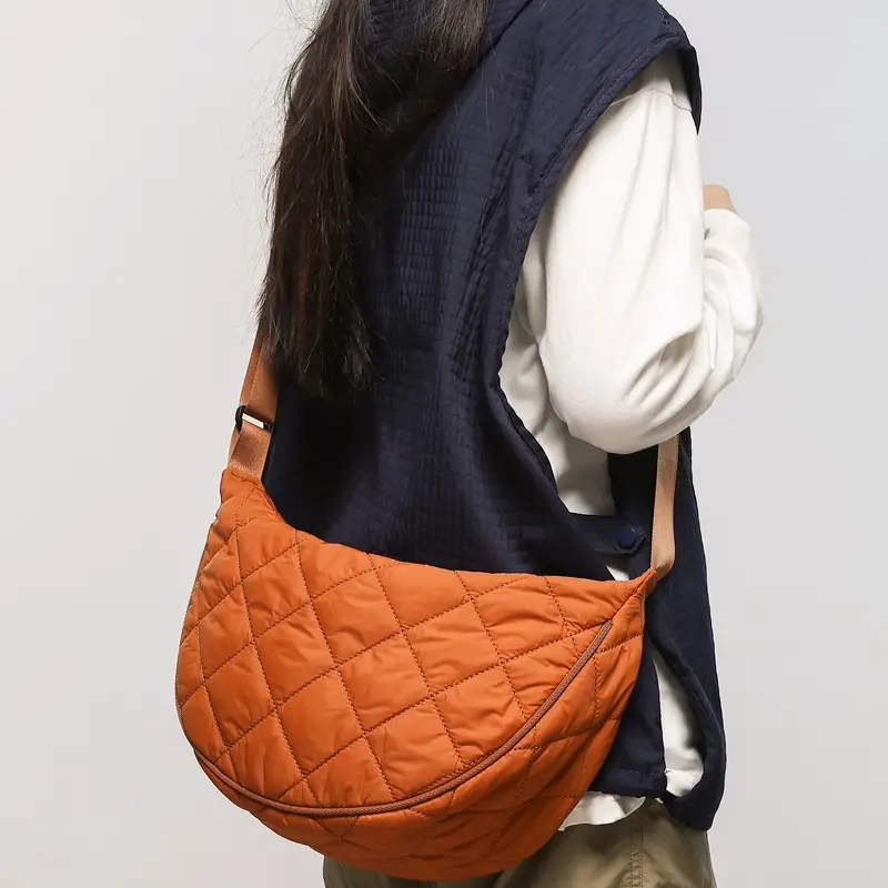 Women's Large Capacity Shoulder Crossbody Bag Black Quilted - Image 6