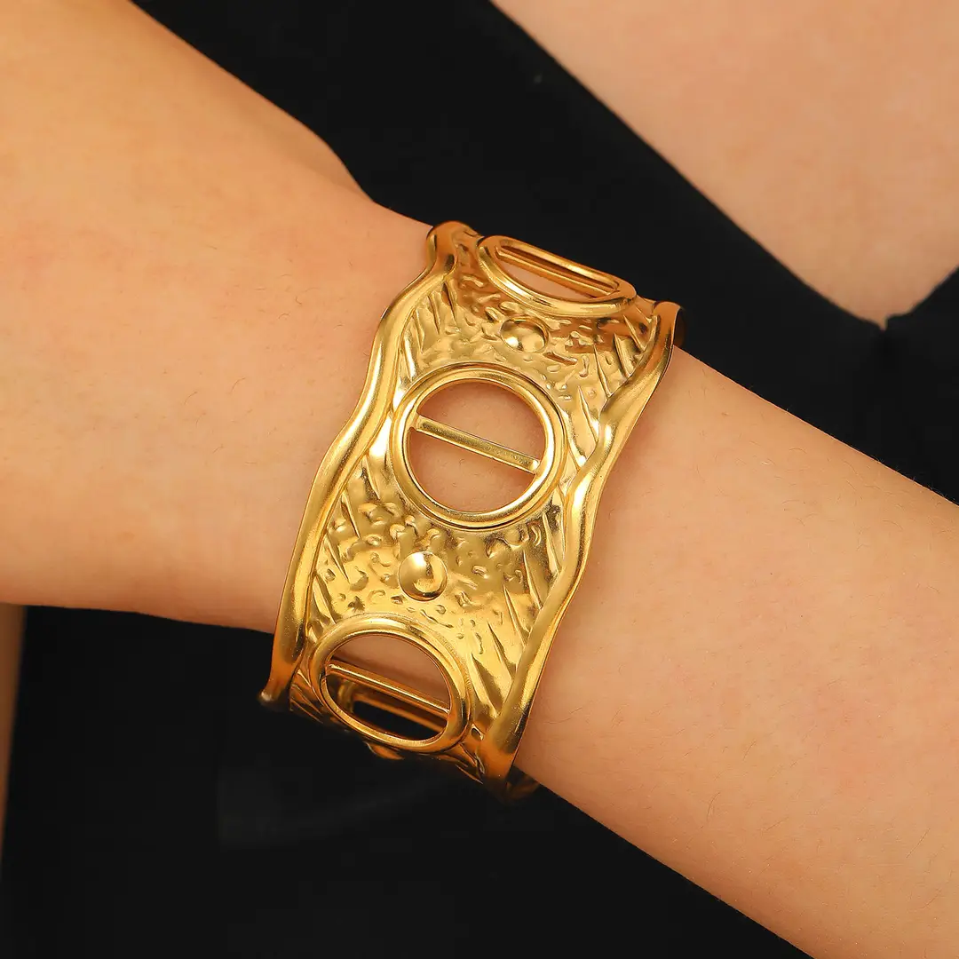 European and American Cross-border Jewelry Golden Fashion Hollow Flower Leaf Opening Bracelet Arm Ring for Women Stainless Steel Bracelet