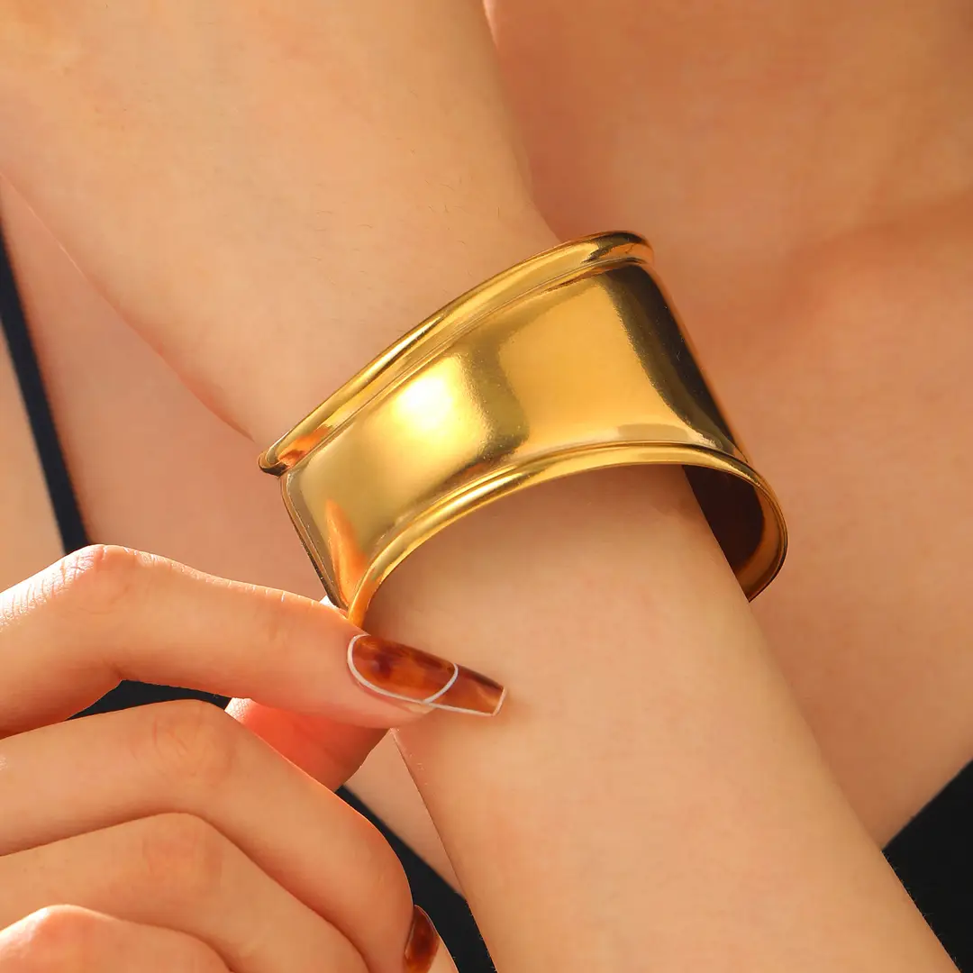 European and American Cross-border Jewelry Golden Fashion Hollow Flower Leaf Opening Bracelet Arm Ring for Women Stainless Steel Bracelet