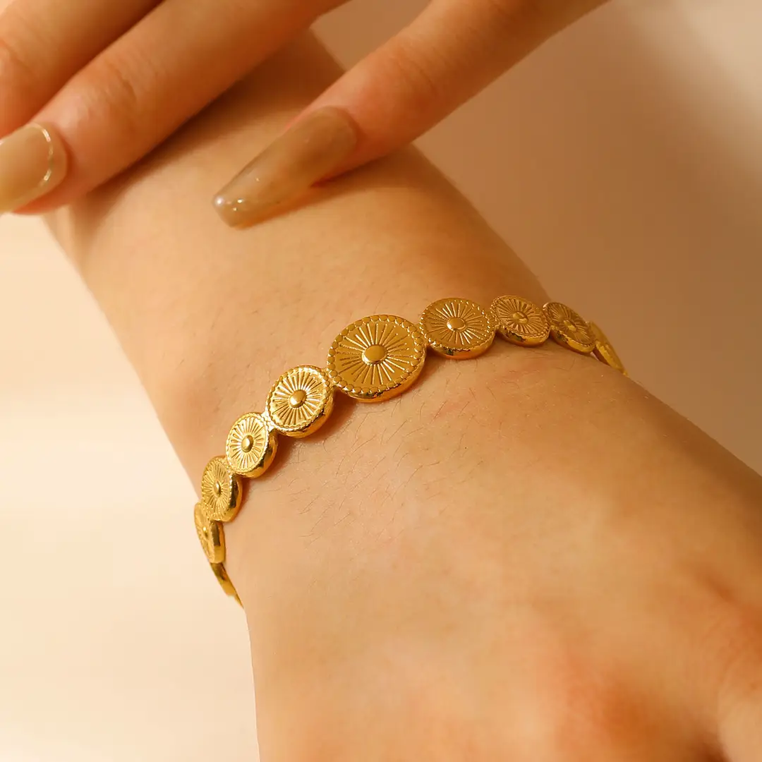 European and American Cross-border Jewelry Golden Fashion Hollow Flower Leaf Opening Bracelet Arm Ring for Women Stainless Steel Bracelet