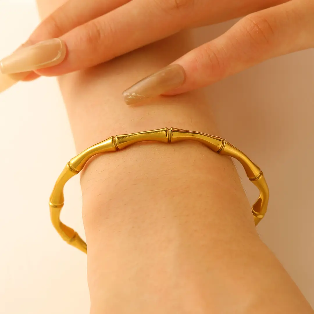 European and American Cross-border Jewelry Golden Fashion Hollow Flower Leaf Opening Bracelet Arm Ring for Women Stainless Steel Bracelet