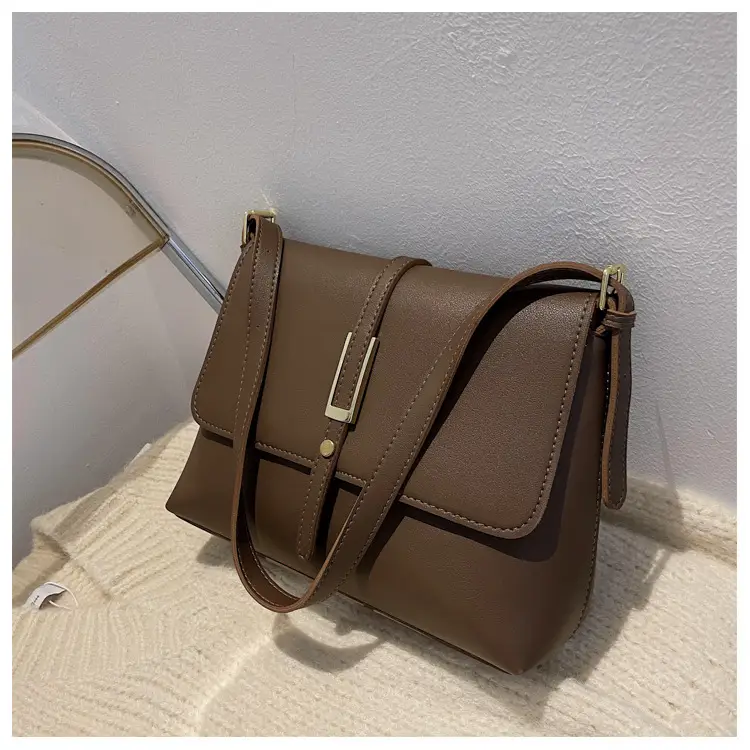 Brown Leather Crossbody Bag for Women 2026 — feature 20
