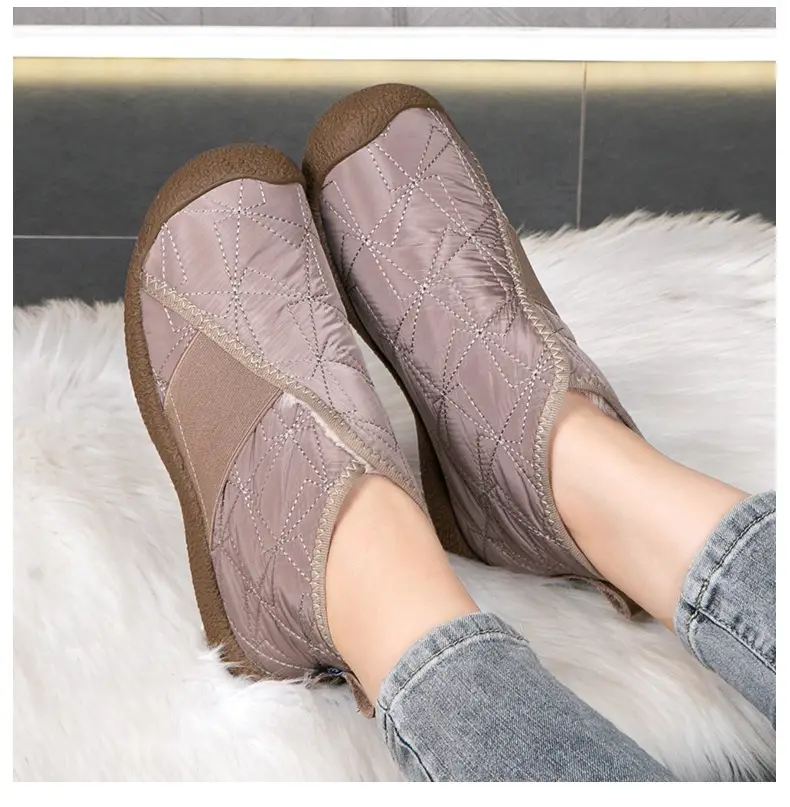 2025 New Winter Women's Cotton Shoes Fleece-Lined Thickeneded High Snow Boots Warm and Comfortable Mother's Cotton Shoes Women's Shoes — feature 8