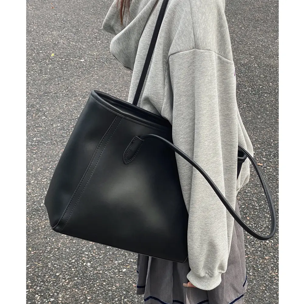 Retro Brown Large Capacity Women's Shoulder Bag