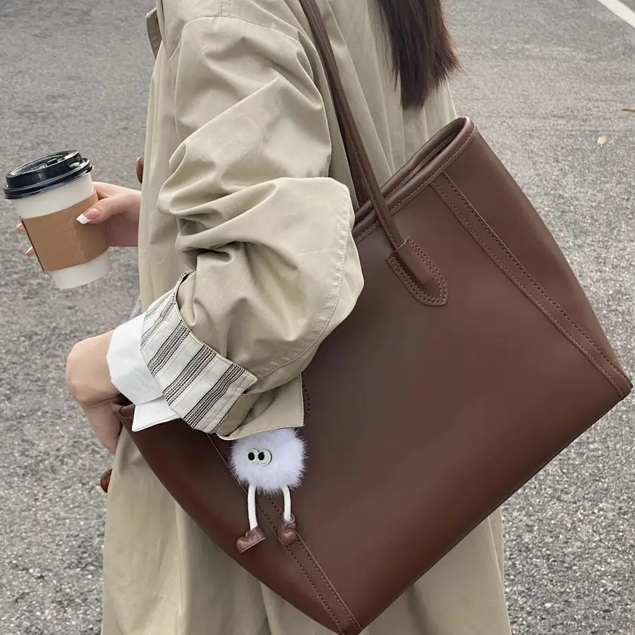 Retro Brown Large Capacity Women's Shoulder Bag