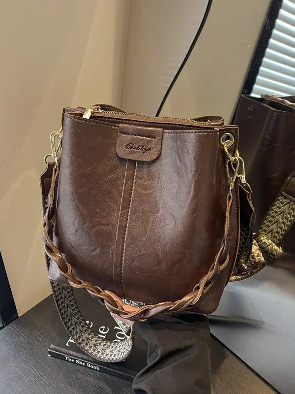 Women's Brown Leather Shoulder Crossbody Bag with Chain Strap - Image 6