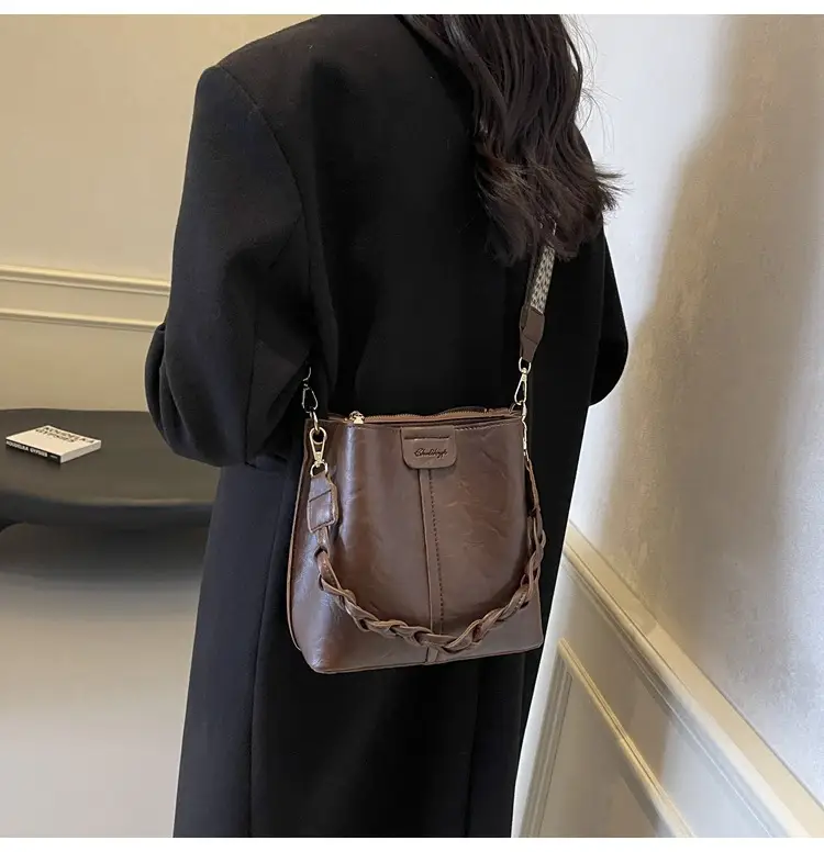 Women's Brown Leather Shoulder Crossbody Bag with Chain Strap — feature 10