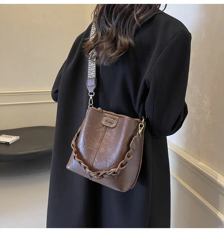 Women's Brown Leather Shoulder Crossbody Bag with Chain Strap — feature 9