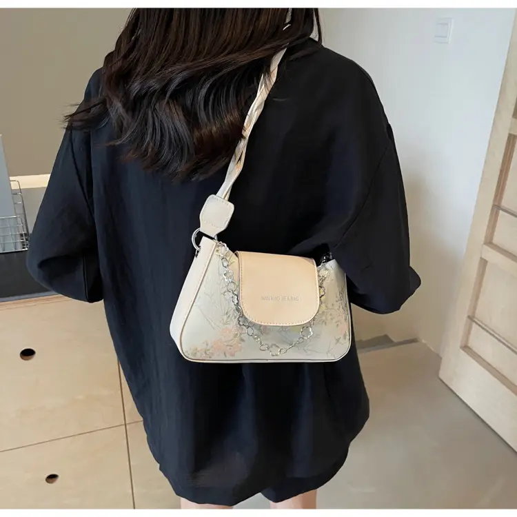 2024 Cross Body Bag Women Transparent Beige — feature 14