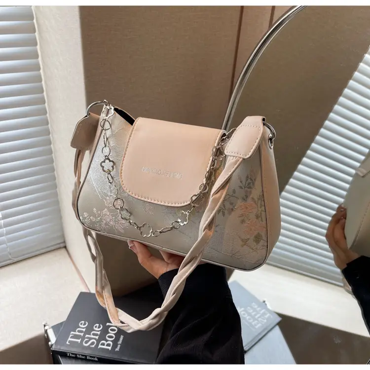 2024 Cross Body Bag Women Transparent Beige — feature 8