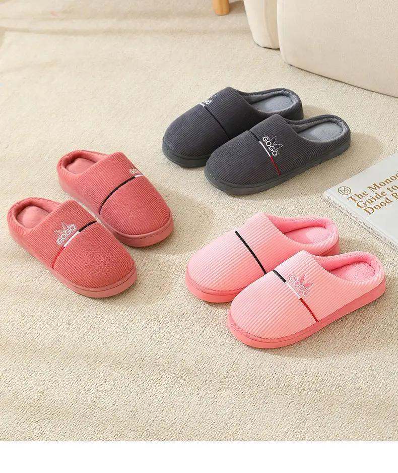20246 New Autumn and Winter Cotton Slippers for Women and Couples, Indoor Home Use, Non-Slip Thick-Soled Maternity Slippers with Closed Heel — feature 6