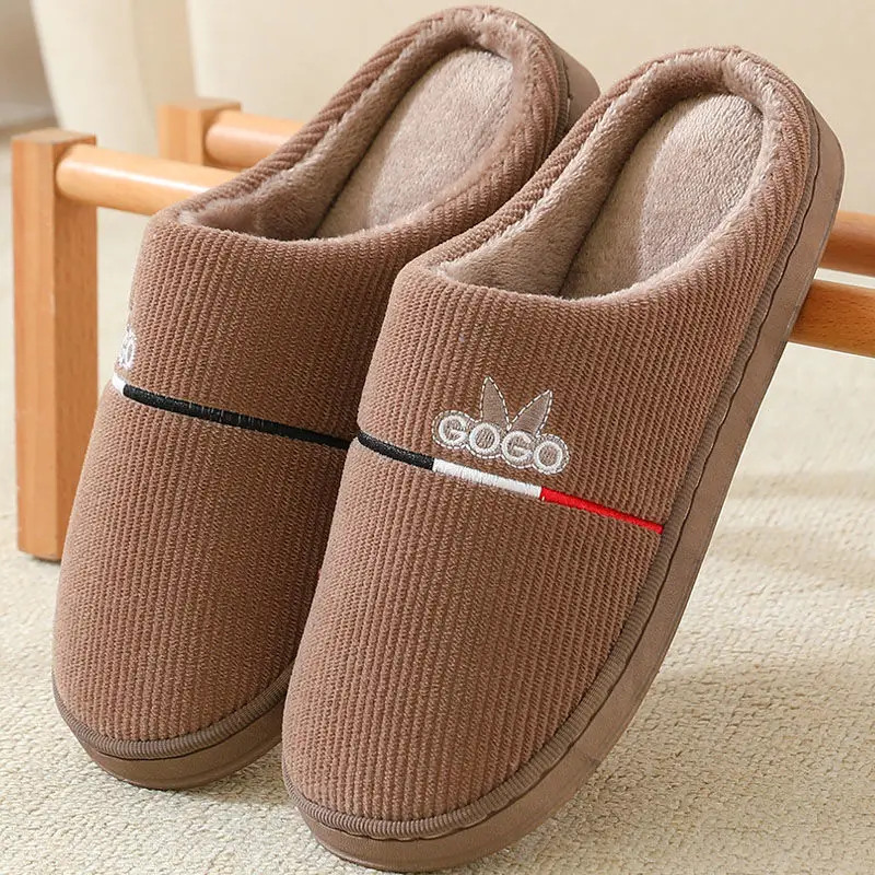20246 New Autumn and Winter Cotton Slippers for Women and Couples, Indoor Home Use, Non-Slip Thick-Soled Maternity Slippers with Closed Heel