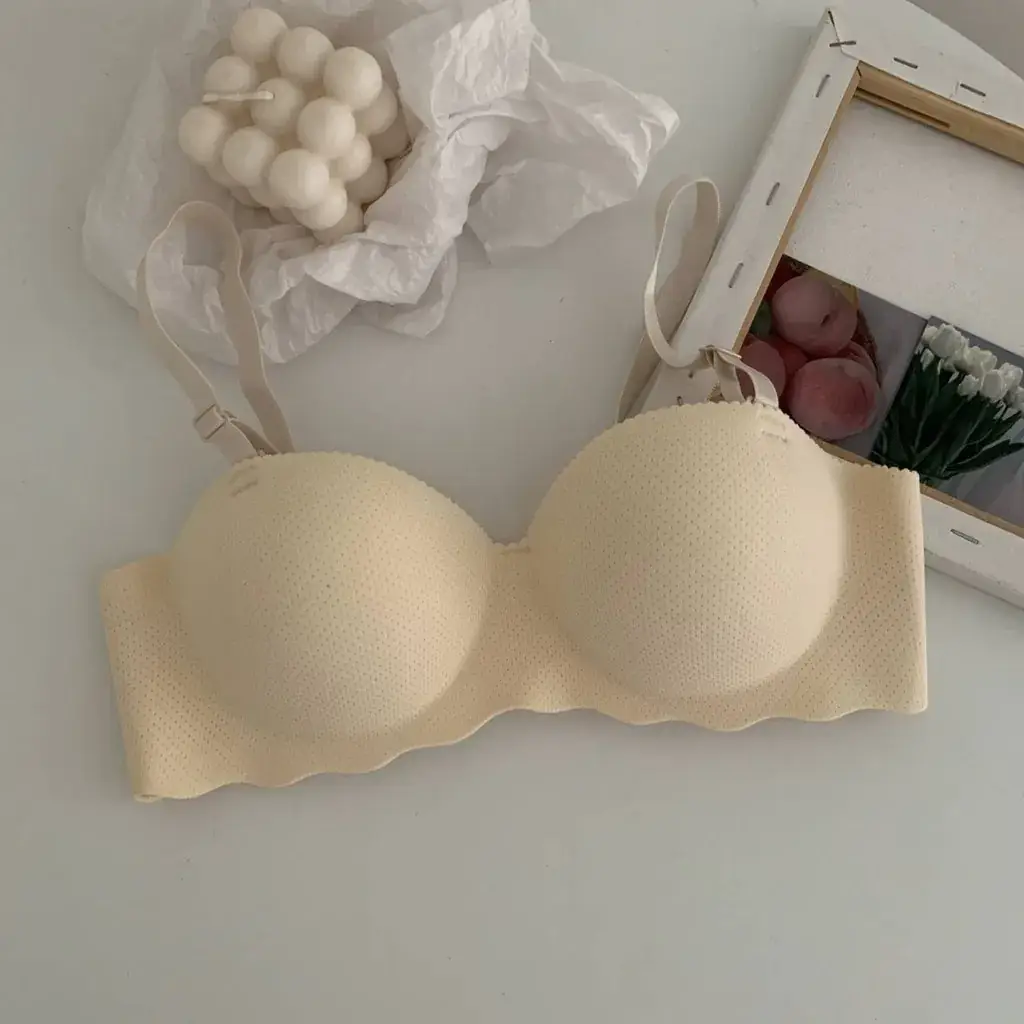 Cross-border French Bra Candy Underwear Women's Japanese Style Sexy Traceless Thickened Gathered Shoulder Strap Invisible Bra