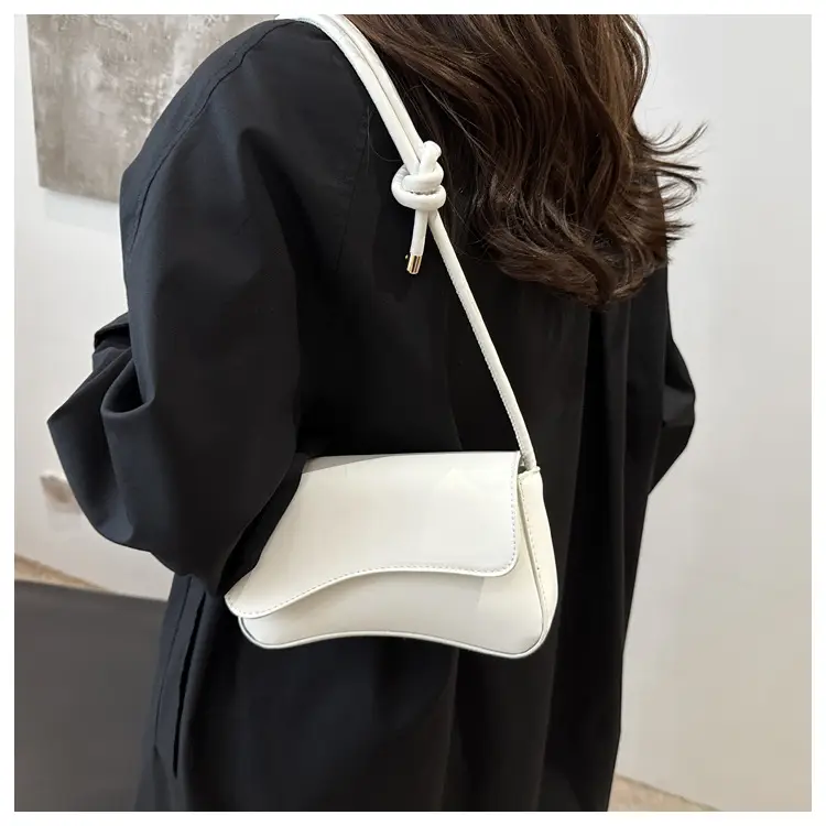 White Magnetic Buckle Shoulder Bag for Women — feature 14