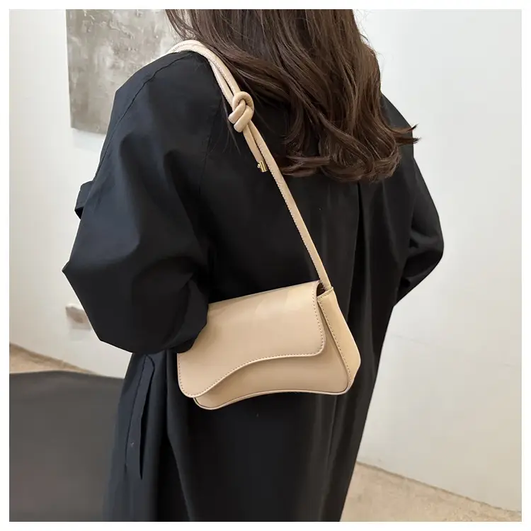 White Magnetic Buckle Shoulder Bag for Women — feature 18