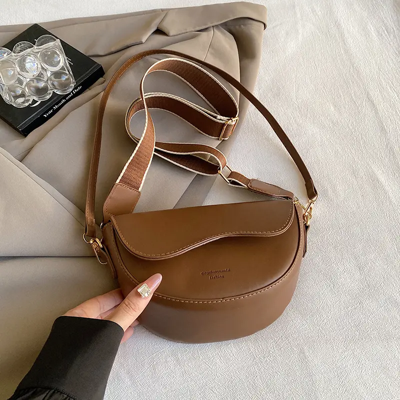 Retro Saddle Crossbody Bag for Women 2024 - Image 6