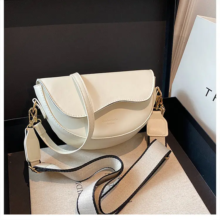 Retro Saddle Crossbody Bag for Women 2024 — feature 16