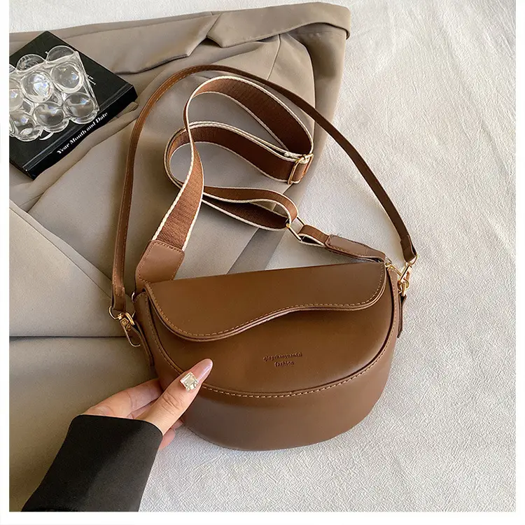 Retro Saddle Crossbody Bag for Women 2024 — feature 21