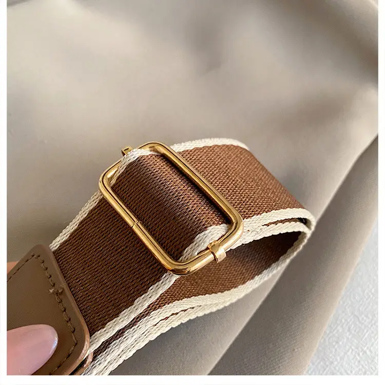 Retro Saddle Crossbody Bag for Women 2024 — feature 27