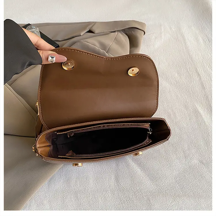 Retro Saddle Crossbody Bag for Women 2024 — feature 28