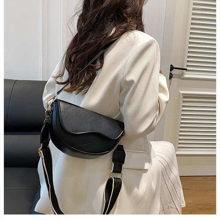 Retro Saddle Crossbody Bag for Women 2024 — feature 33