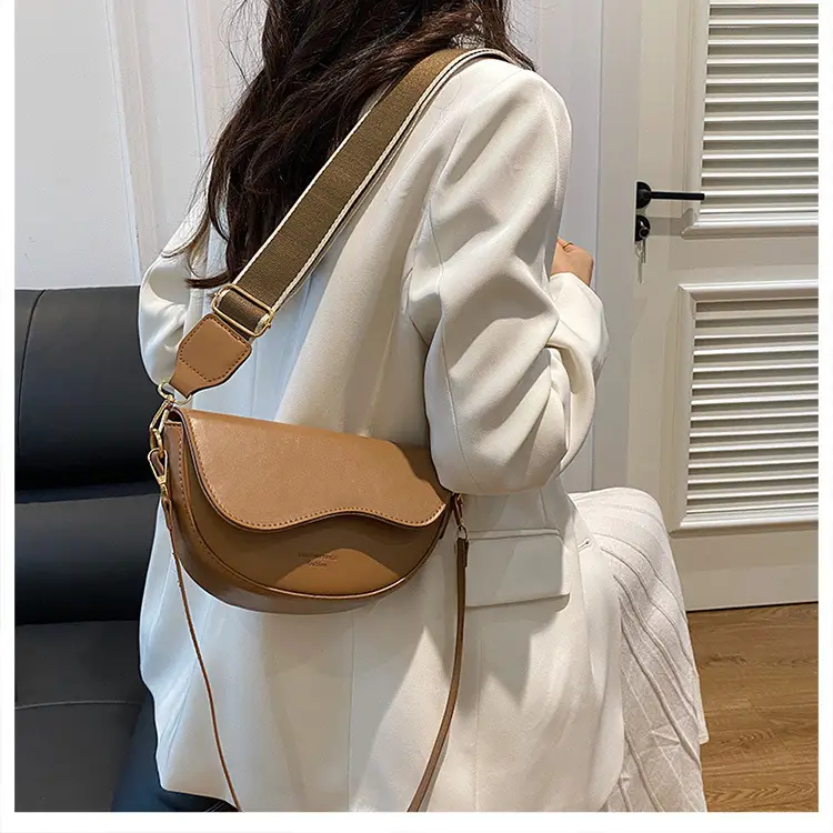 Retro Saddle Crossbody Bag for Women 2024 — feature 34