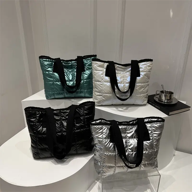 Western Style Underarm Tote Bag White 2026 - Image 8